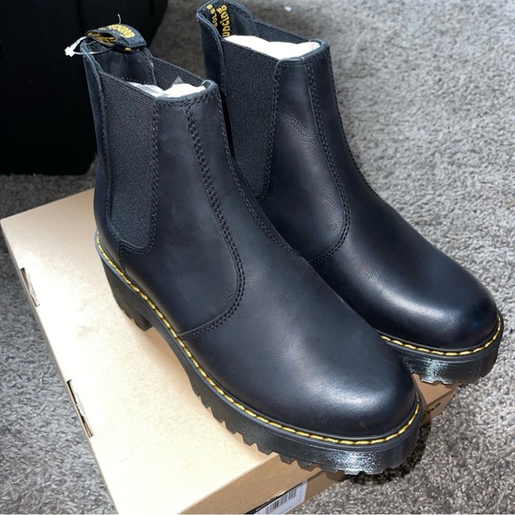 Dr. Martens Rometty BLACK BURNISHED
WYOMING BOOT / 23917001 - Picture 2 of 8